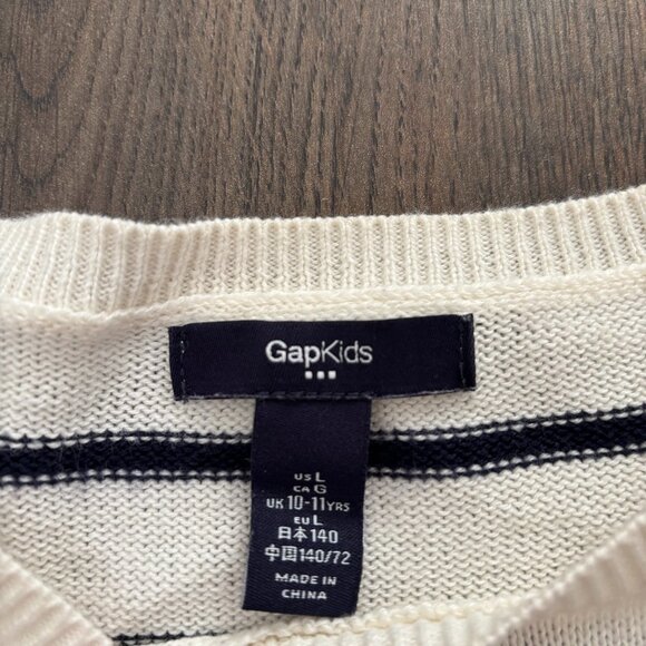 Gap Kids Striped Sweater - Picture 2 of 3